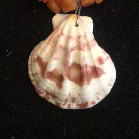 Handcrafted Red Aventurine & mother of pearl shell - Picture 3 of 4